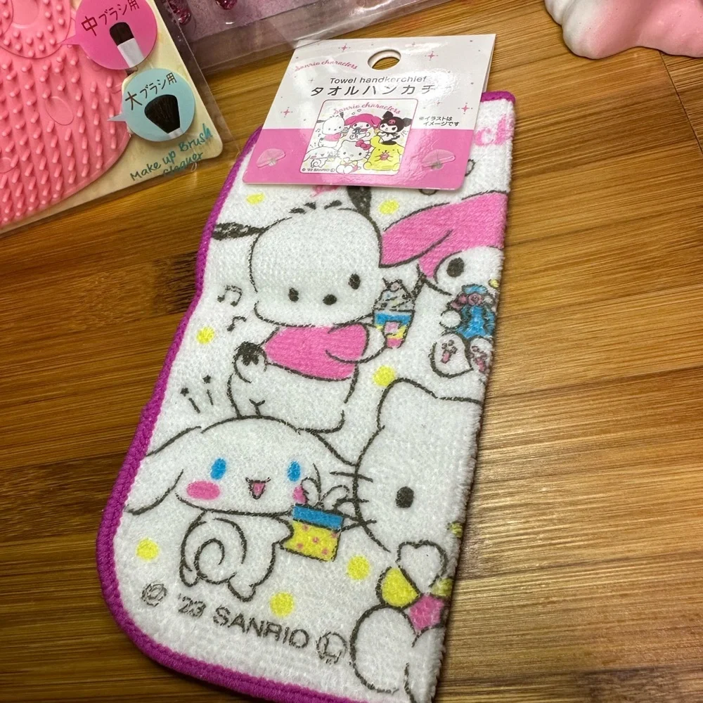 Hello Kitty Lux Wave Brush Set and ELF Palette